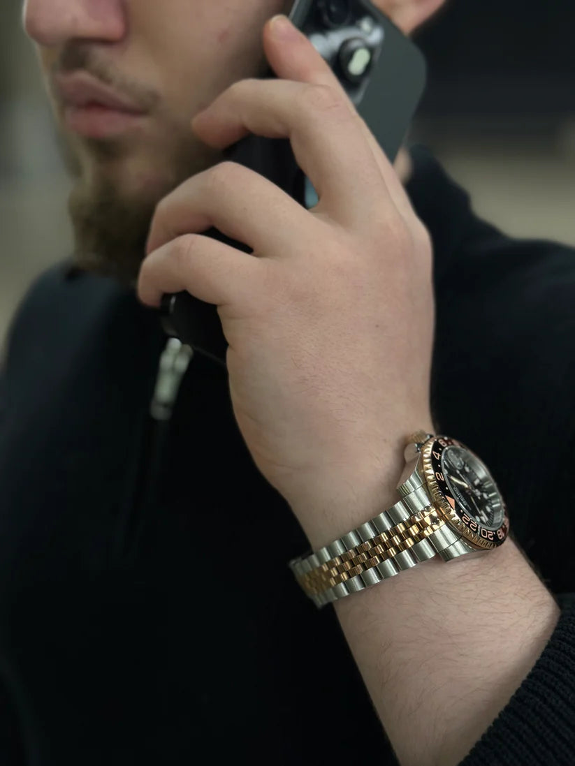 GMT 2-Toned