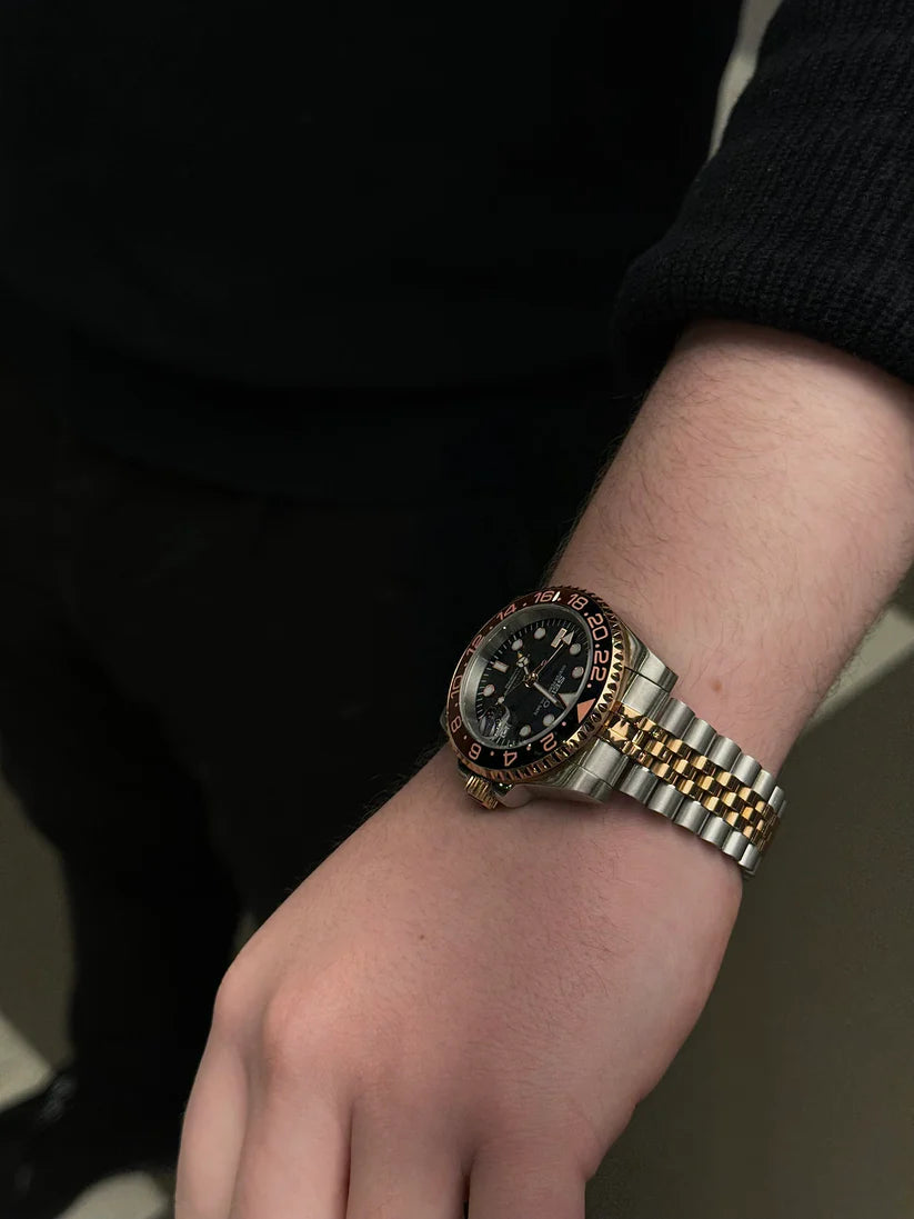 GMT 2-Toned