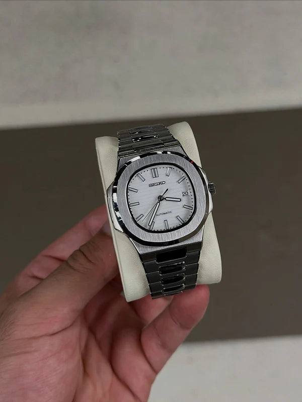 Nautilus White Knight
