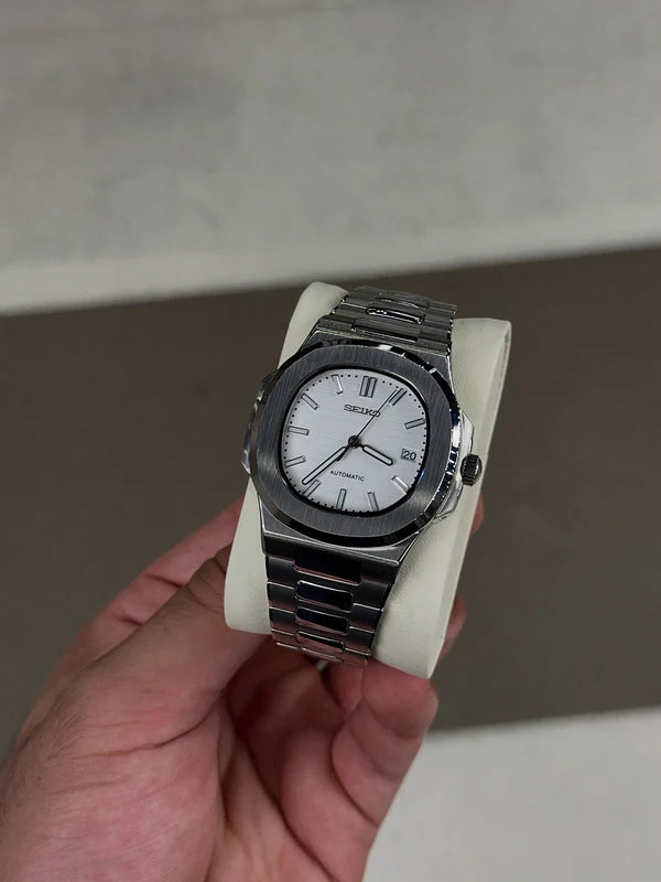 Nautilus White Knight