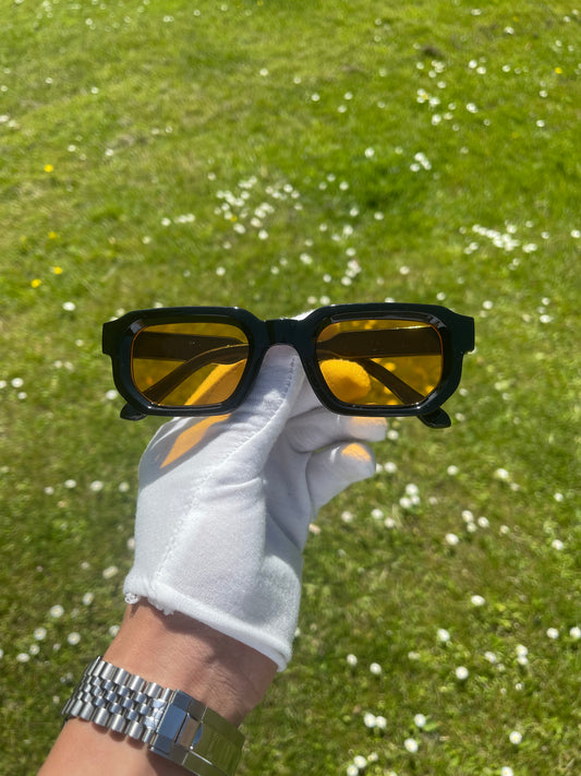 Vura Shade